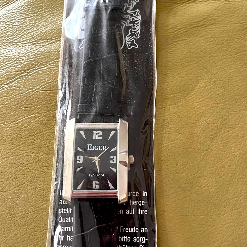 Nip Eiger Watch With Black Leather Strap Nip Eiger Watch With Black Leather Strap